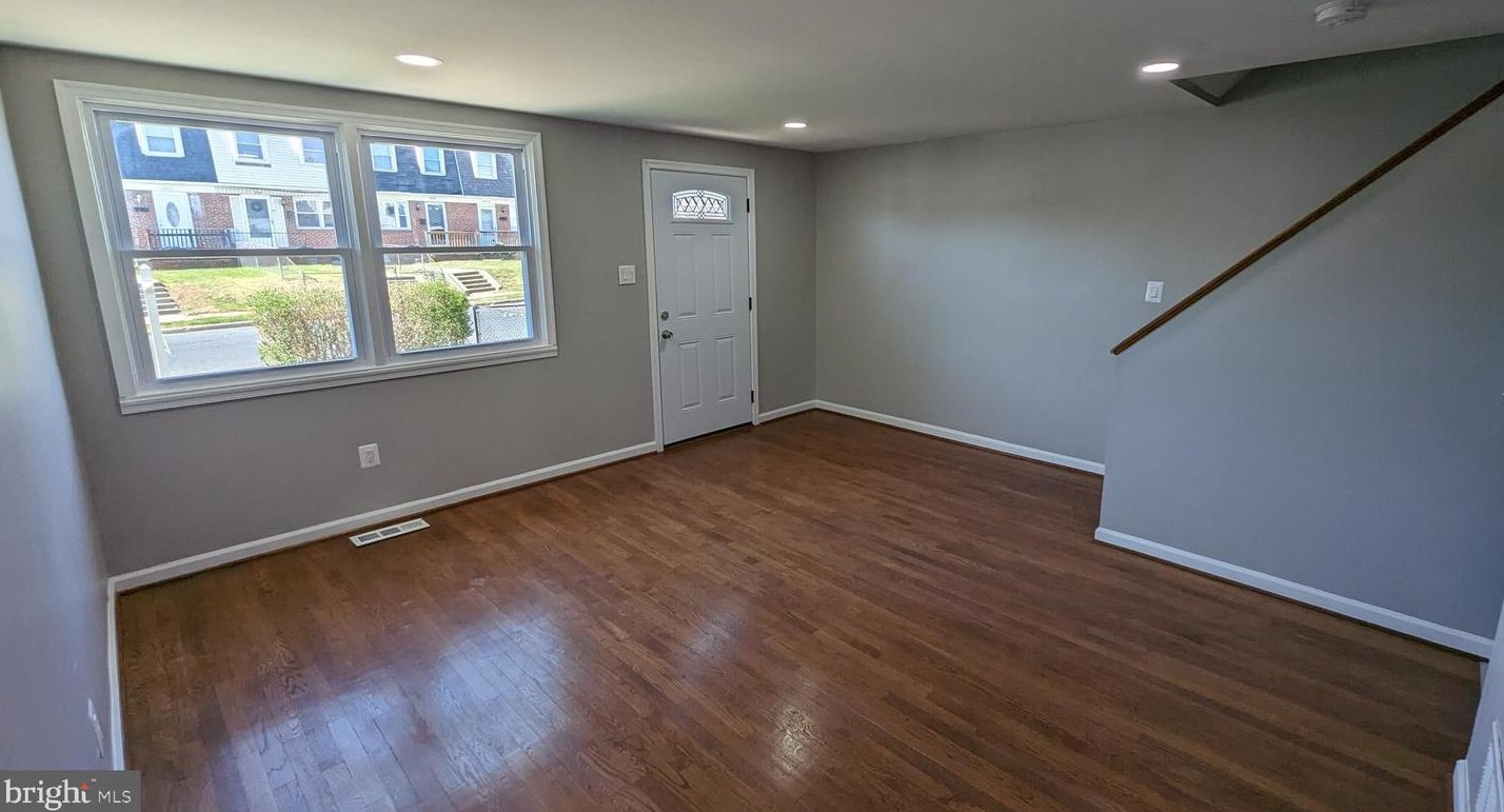 2969 Mallview Rd, Baltimore MD  21230-3317 exterior