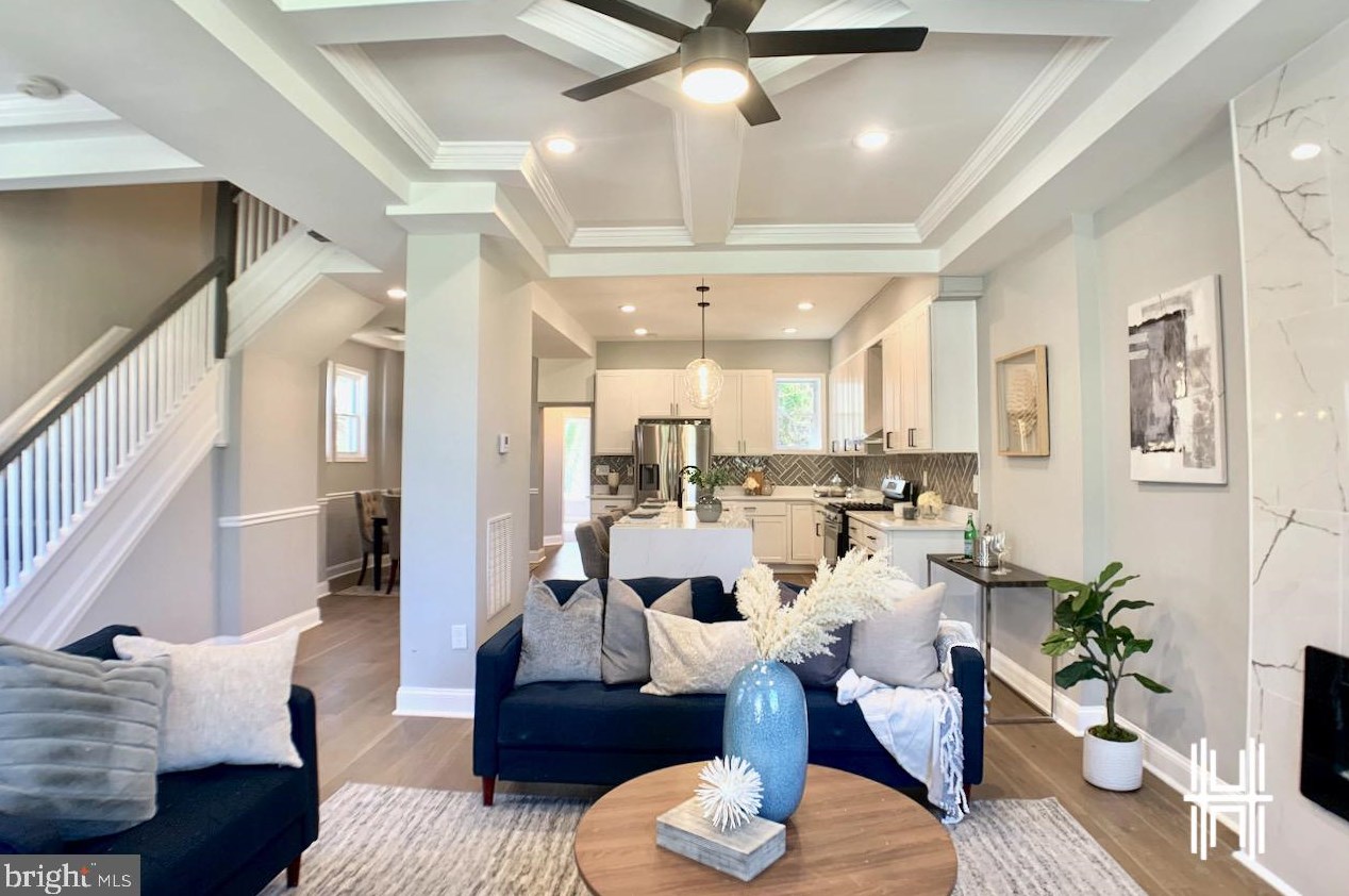 3900 Cottage Ave, Baltimore MD  21215-7012 exterior