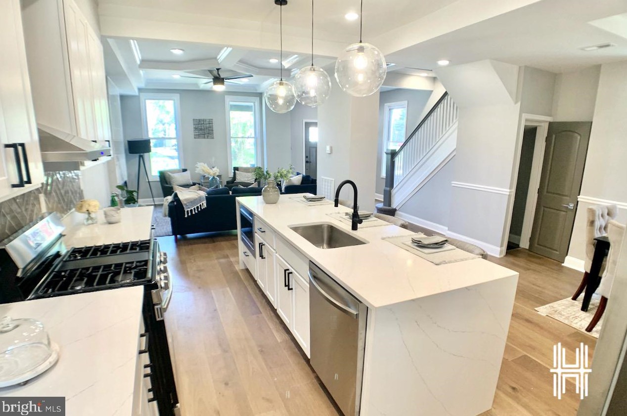 3900 Cottage Ave, Baltimore MD  21215-7012 exterior