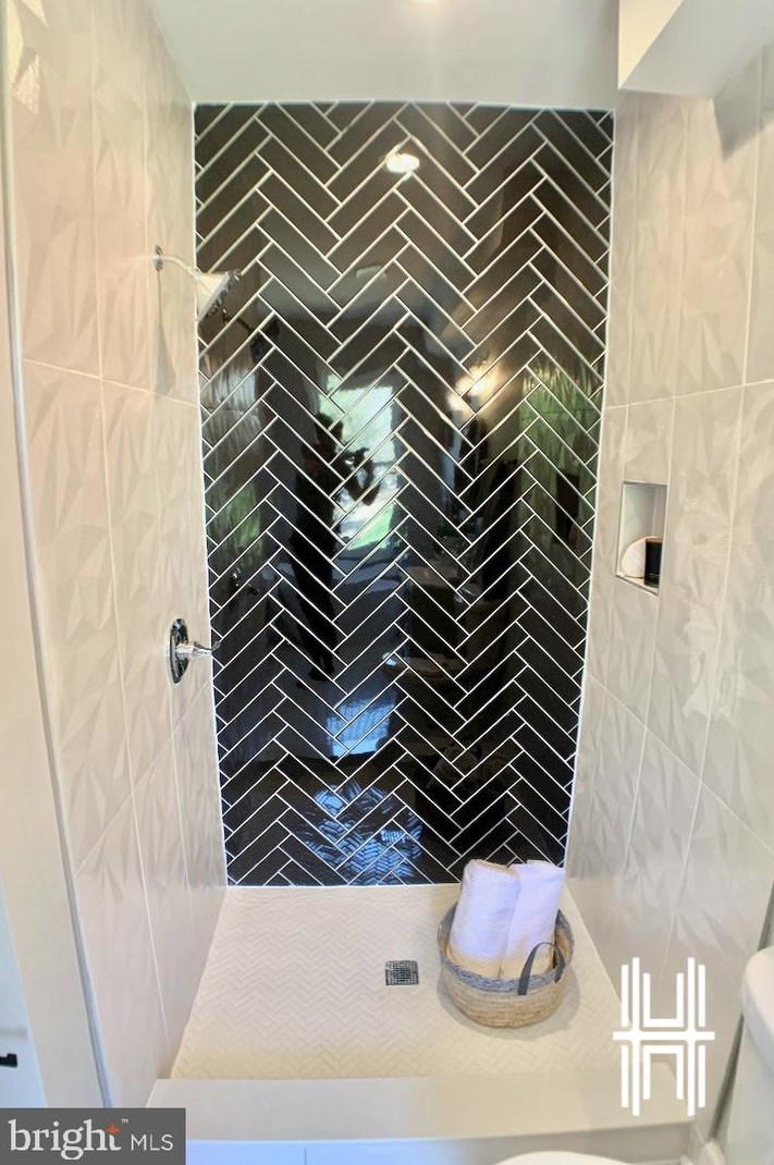 3900 Cottage Ave, Baltimore MD  21215-7012 exterior