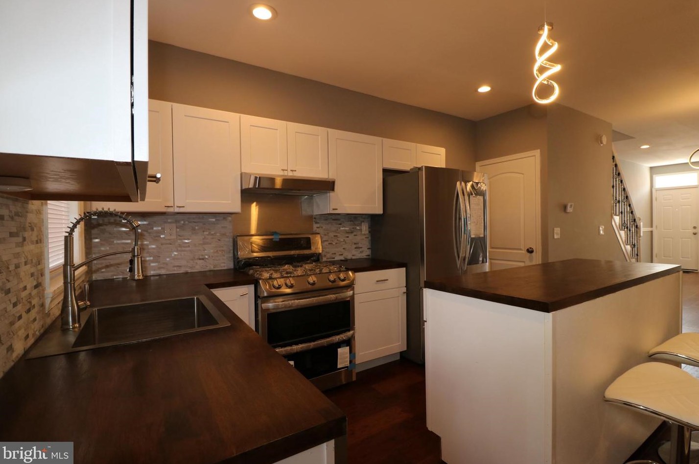 2624 Grogan Ave, Baltimore MD  21213-3708 exterior