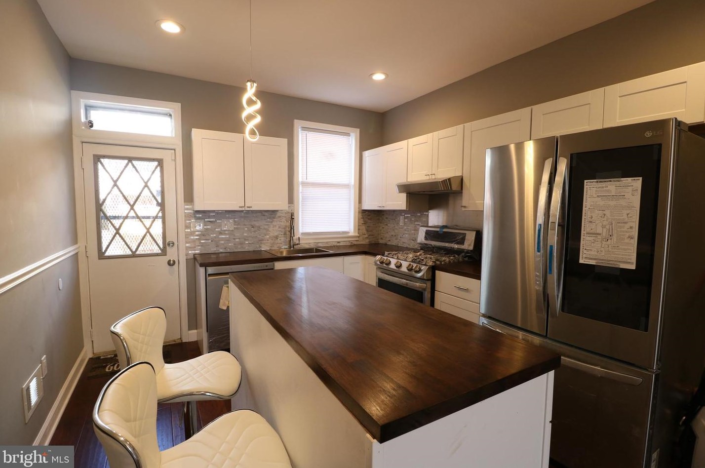 2624 Grogan Ave, Baltimore MD  21213-3708 exterior