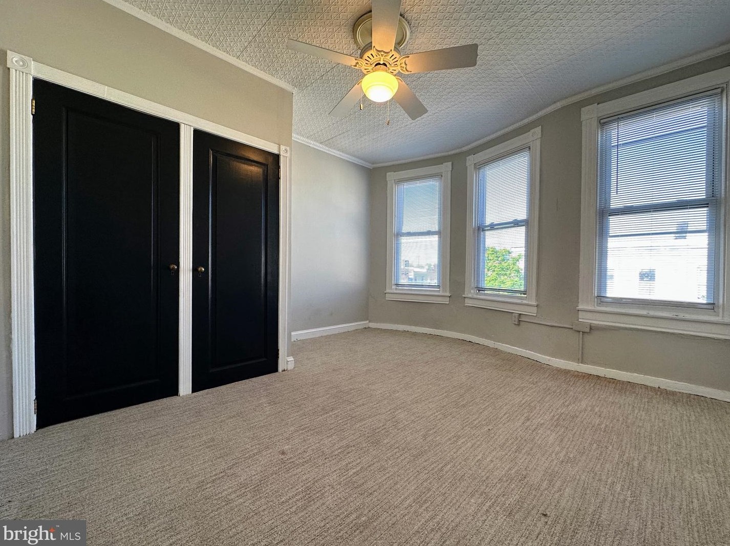 1005 Appleton St, Baltimore MD  21217-1102 exterior