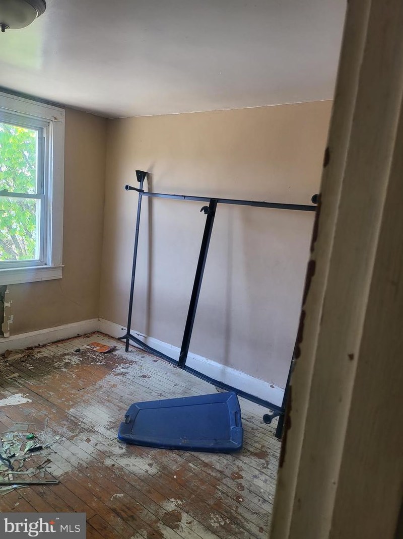 902 Streeper St, Baltimore MD  21205-1327 exterior