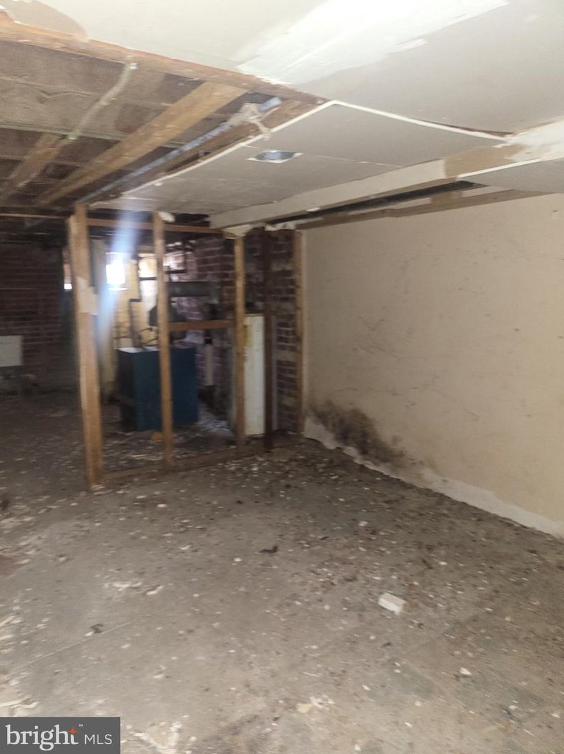 902 Streeper St, Baltimore MD  21205-1327 exterior