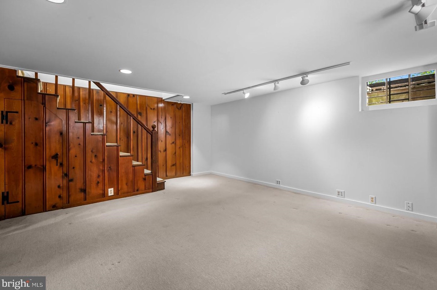 5008 Broadmoor Rd, Baltimore MD 21212-3809 exterior