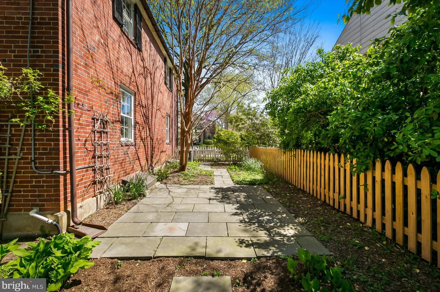 5008 Broadmoor Rd, Baltimore MD 21212-3809 exterior