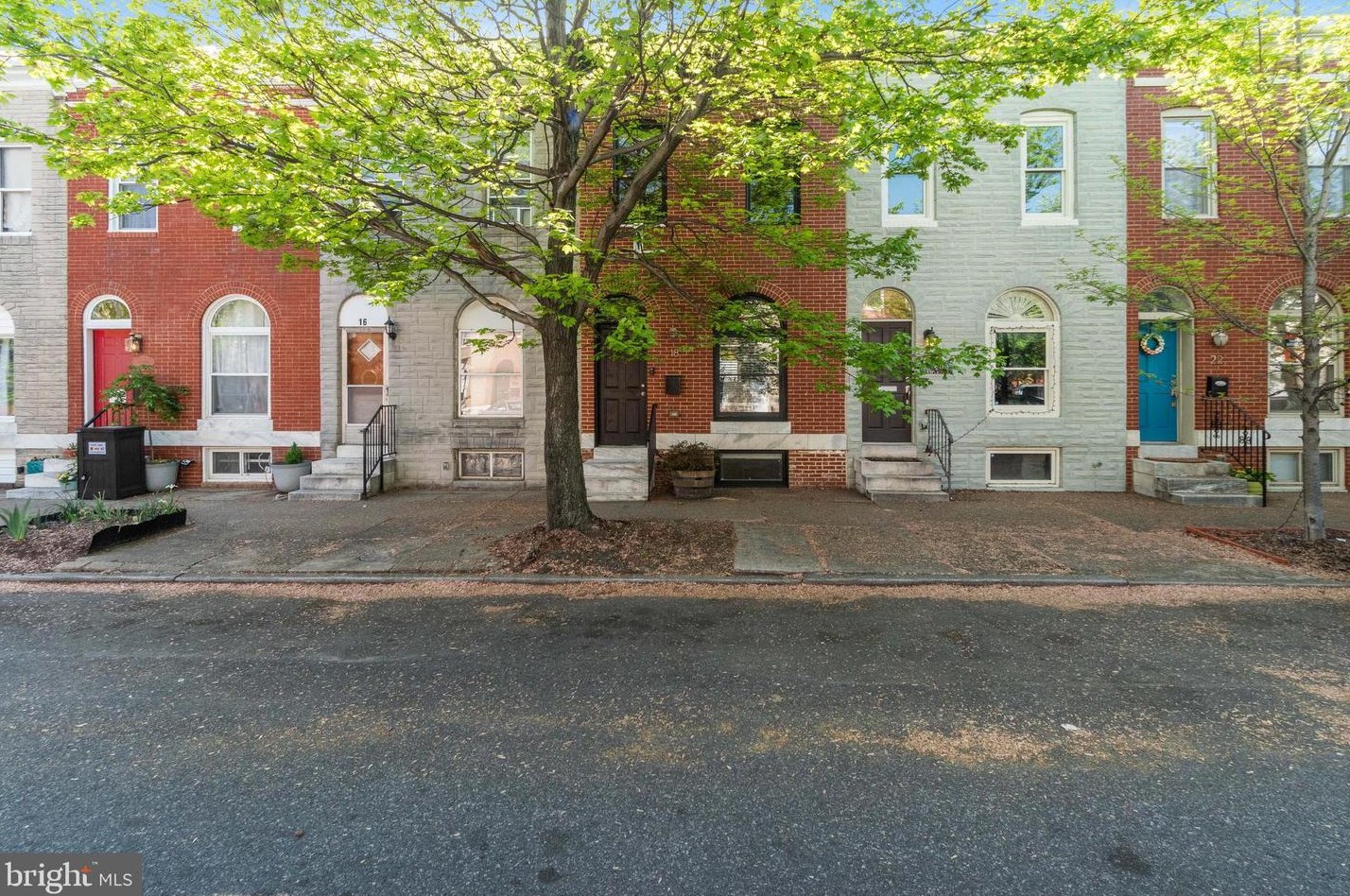 18 Potomac St, Baltimore MD  21224-1335 exterior