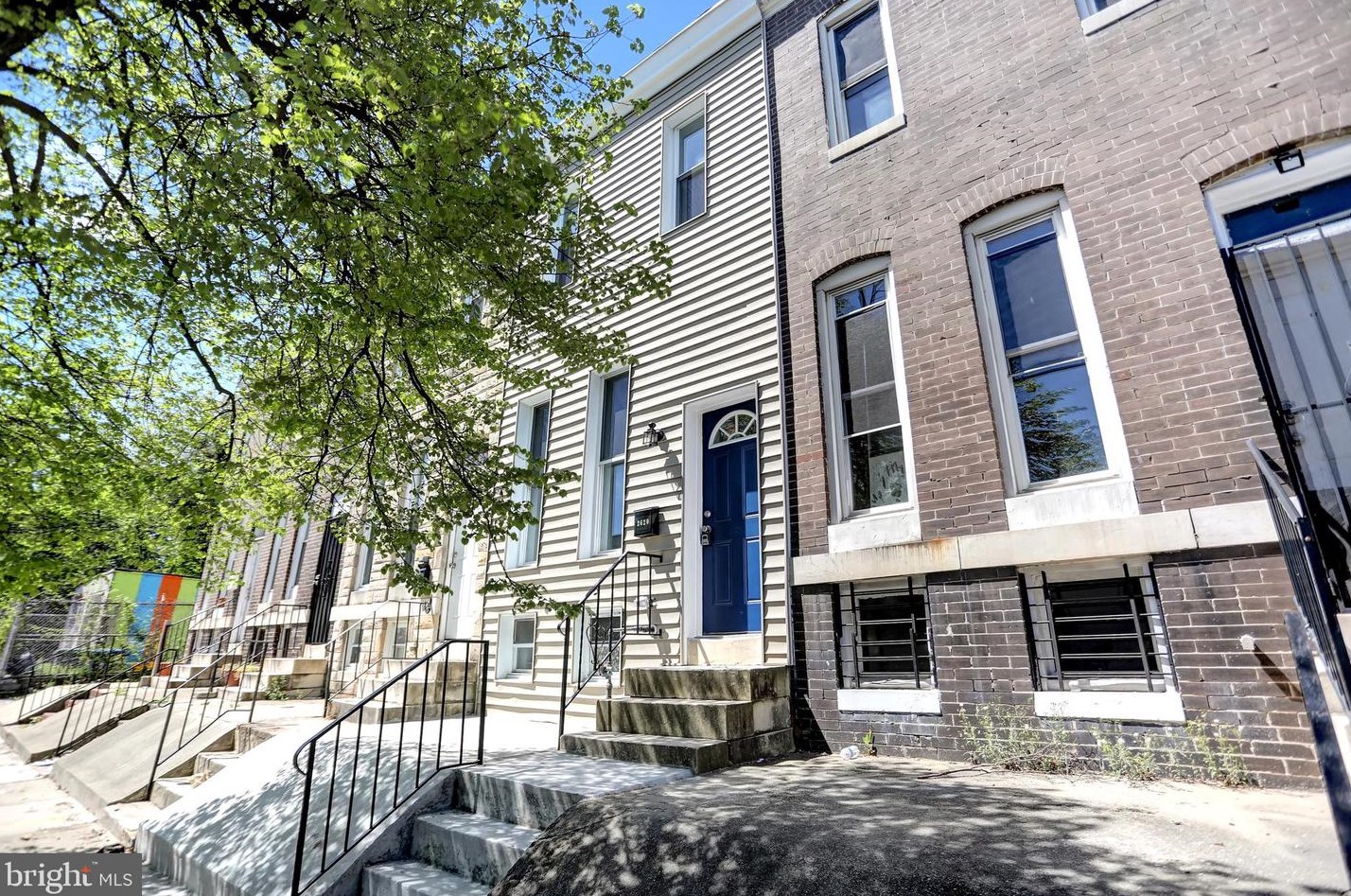 2620 Boone St, Baltimore MD  21218-4716 exterior