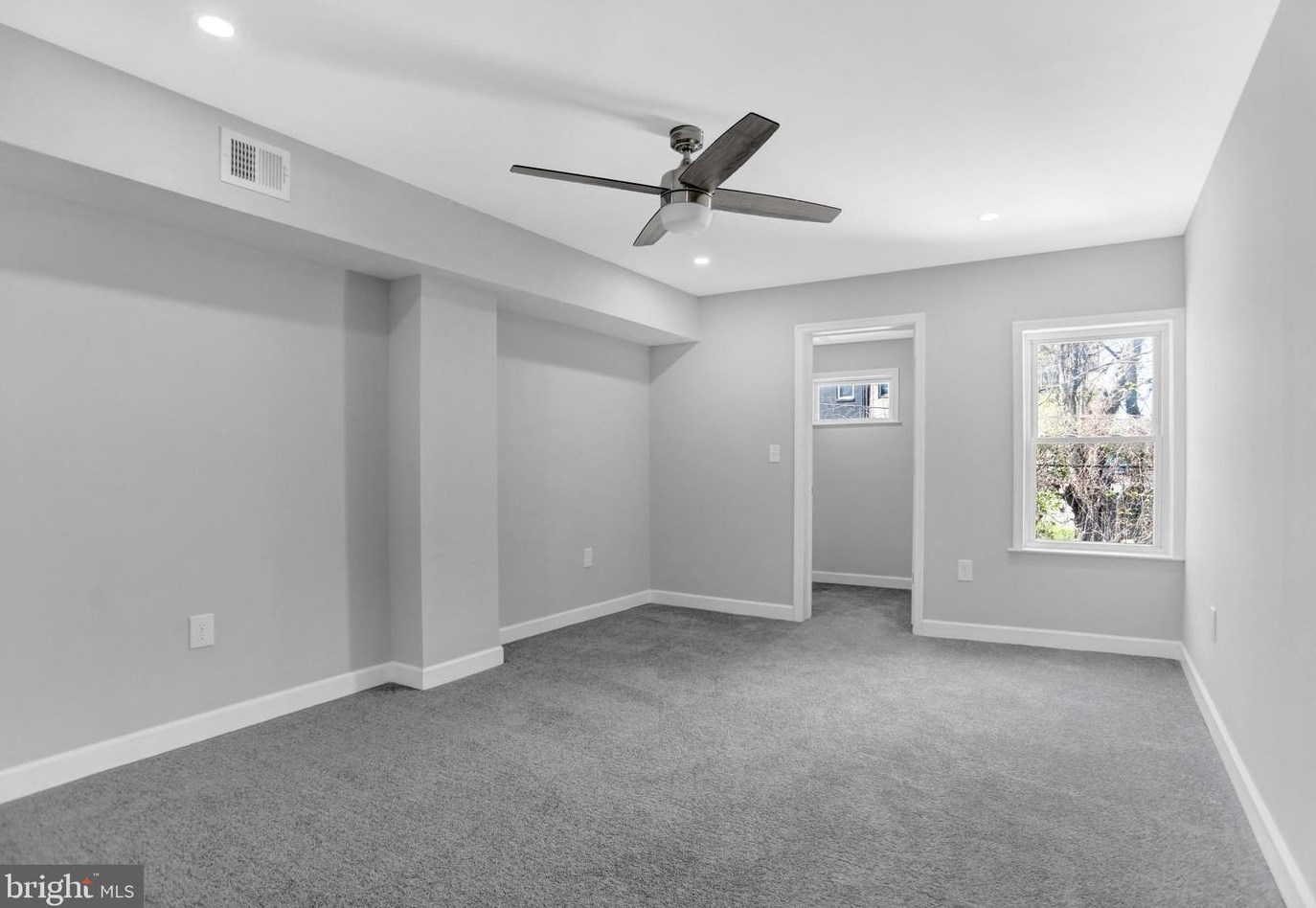 2620 Boone St, Baltimore MD  21218-4716 exterior