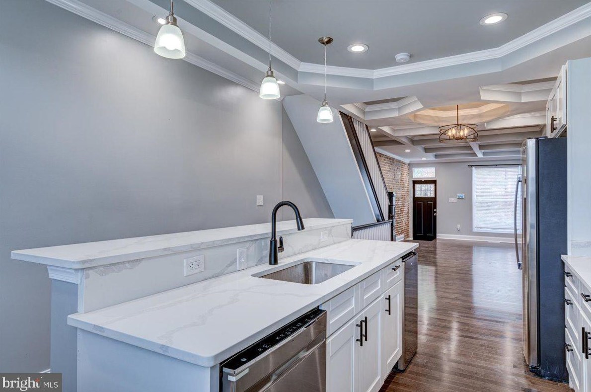 815 Collington Ave, Baltimore MD  21205-1606 exterior