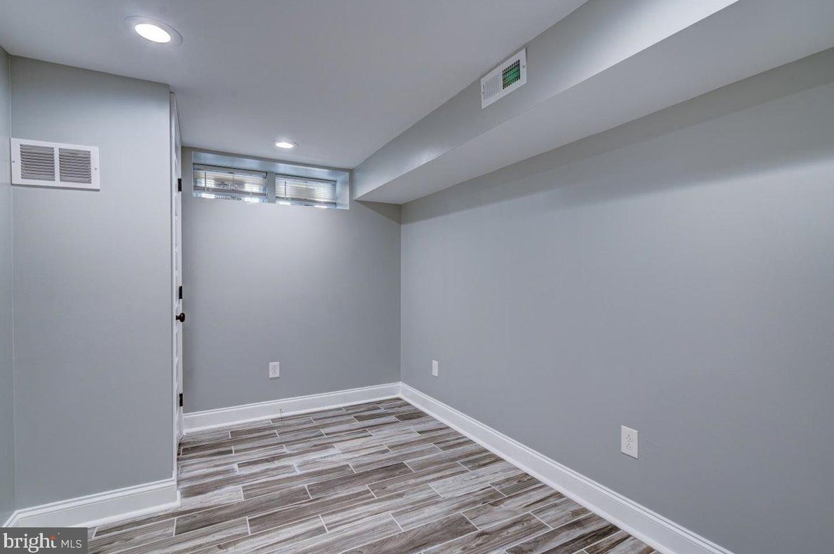 815 Collington Ave, Baltimore MD  21205-1606 exterior