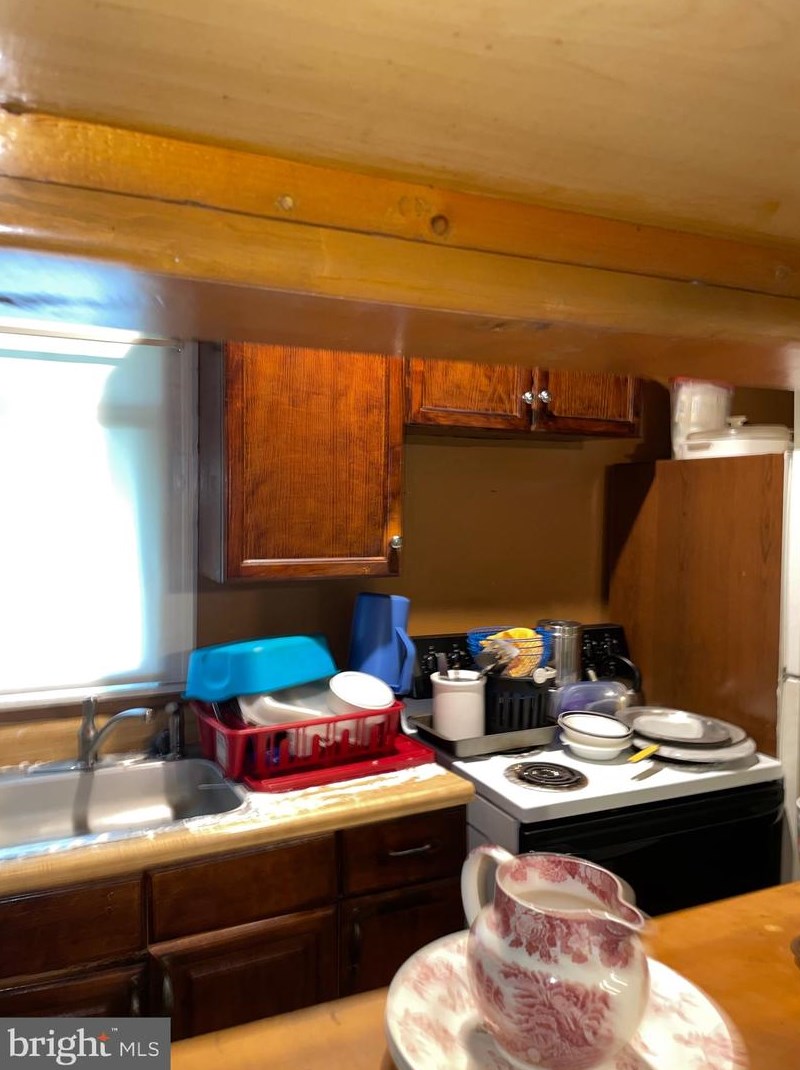 4100 Frisby St, Baltimore MD  21218-1232 exterior