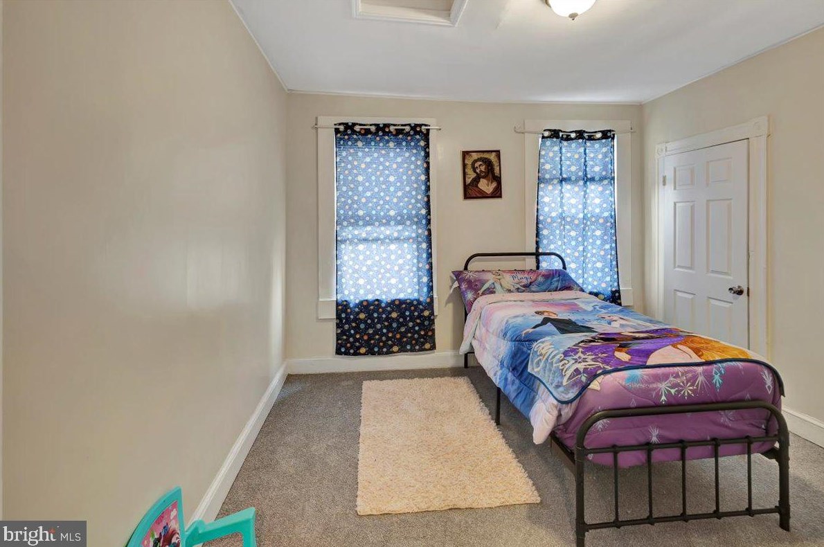 803 Montford Ave, Baltimore MD 21205-2523 exterior