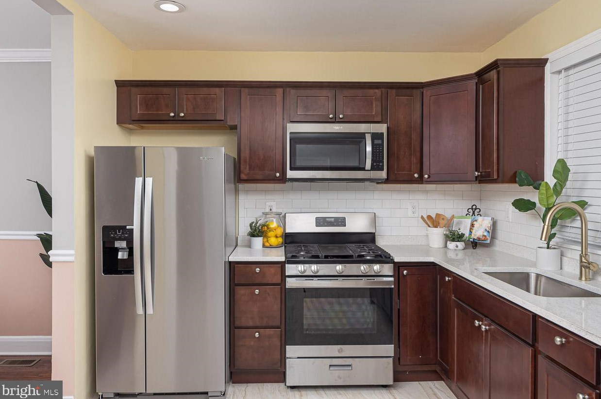 4406 Pall Mall Rd, Baltimore MD  21215-6908 exterior