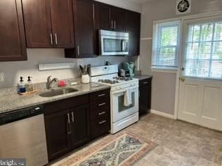 1431 Meridene Dr, Baltimore MD  21239-2028 exterior