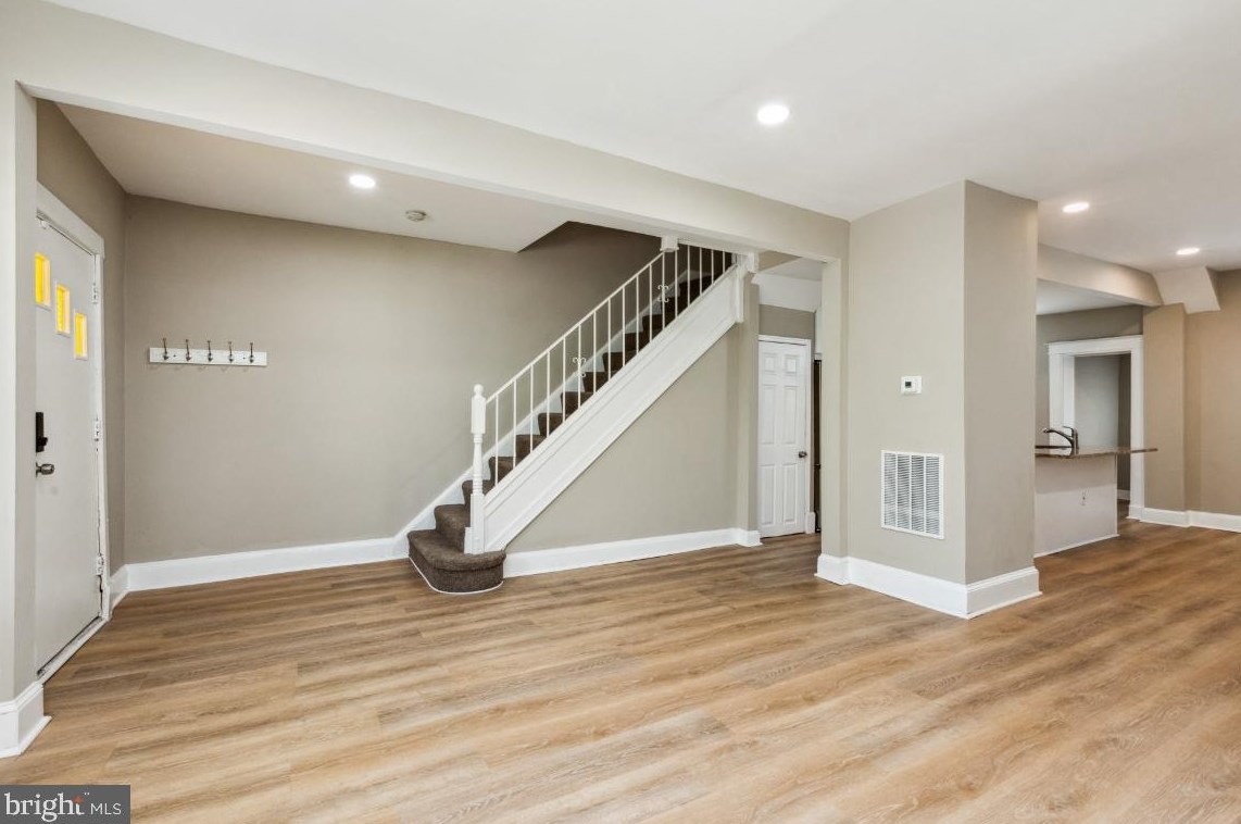 3918 Greenspring Ave, Baltimore MD  21211-1311 exterior