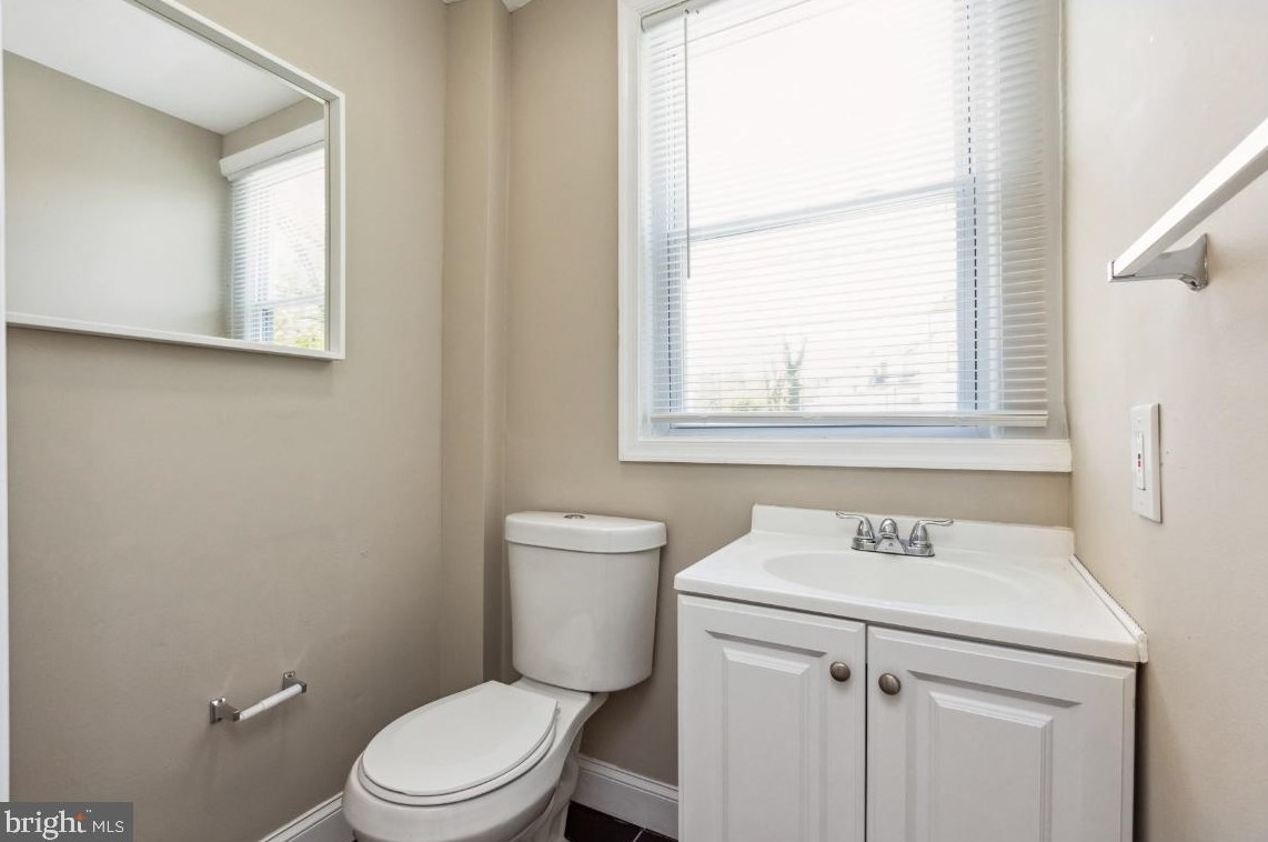 3918 Greenspring Ave, Baltimore MD  21211-1311 exterior
