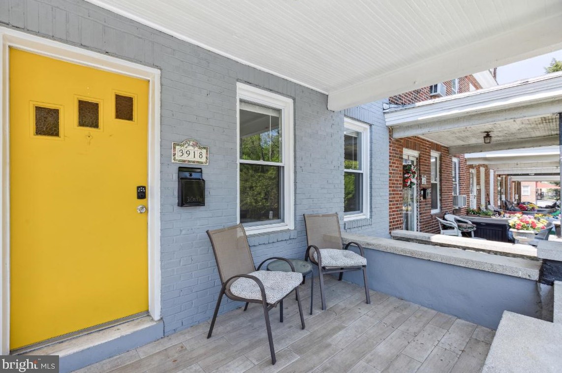 3918 Greenspring Ave, Baltimore MD  21211-1311 exterior