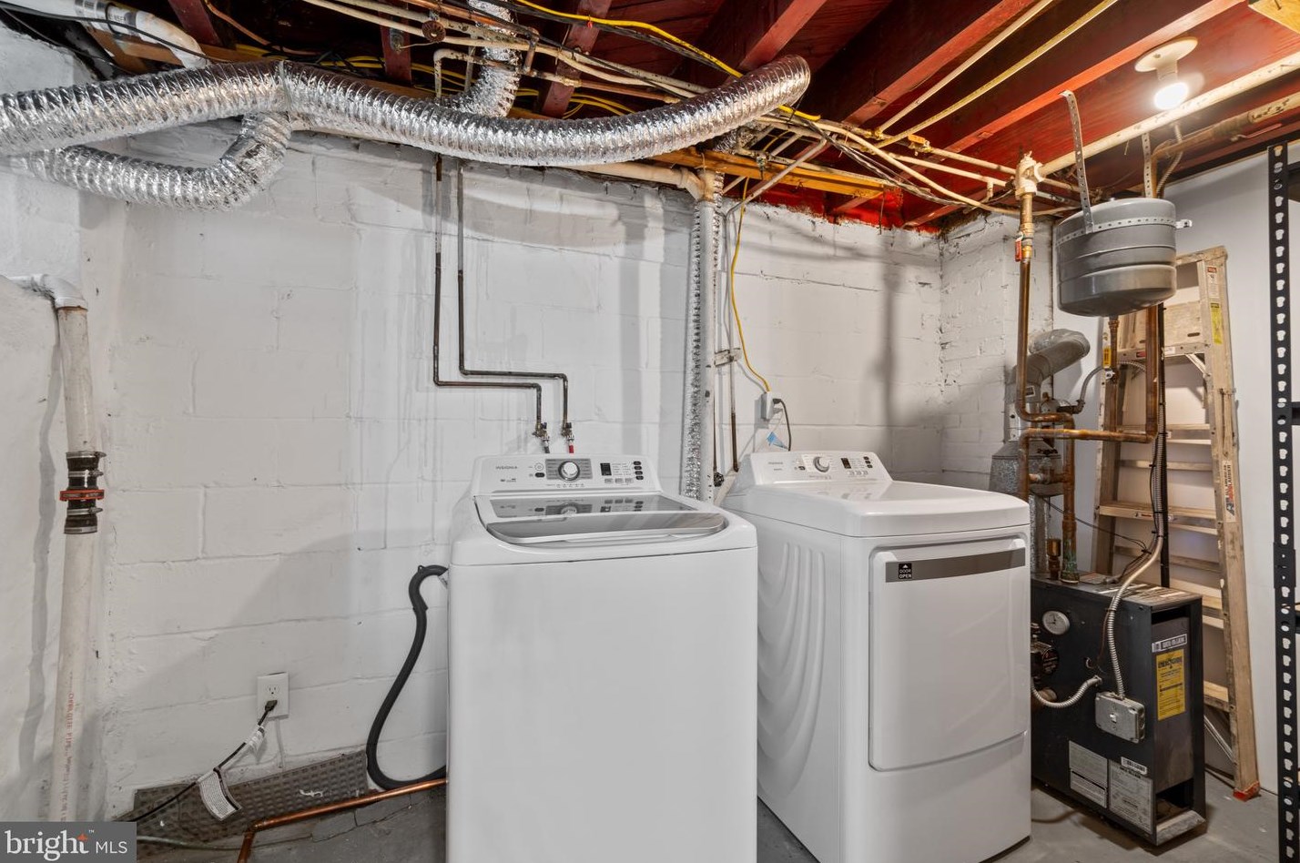 5169 Frederick Ave, Baltimore MD  21229-3218 exterior