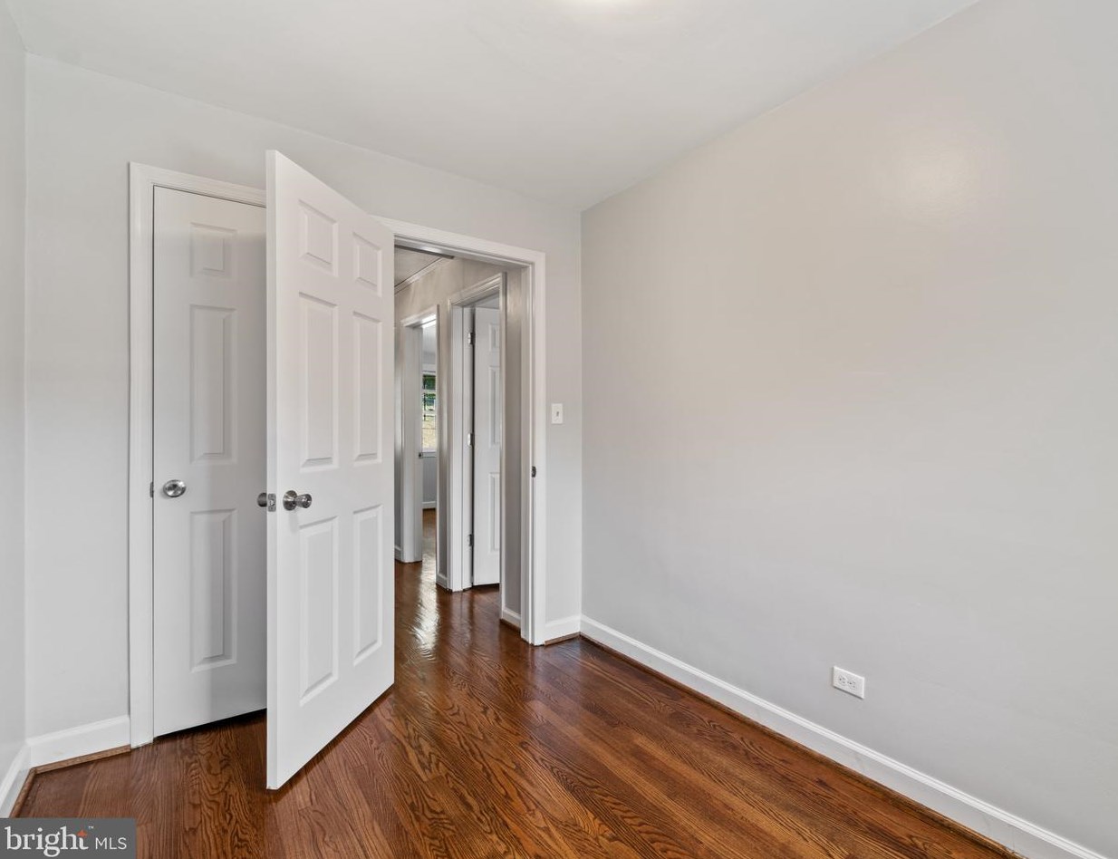 5169 Frederick Ave, Baltimore MD  21229-3218 exterior