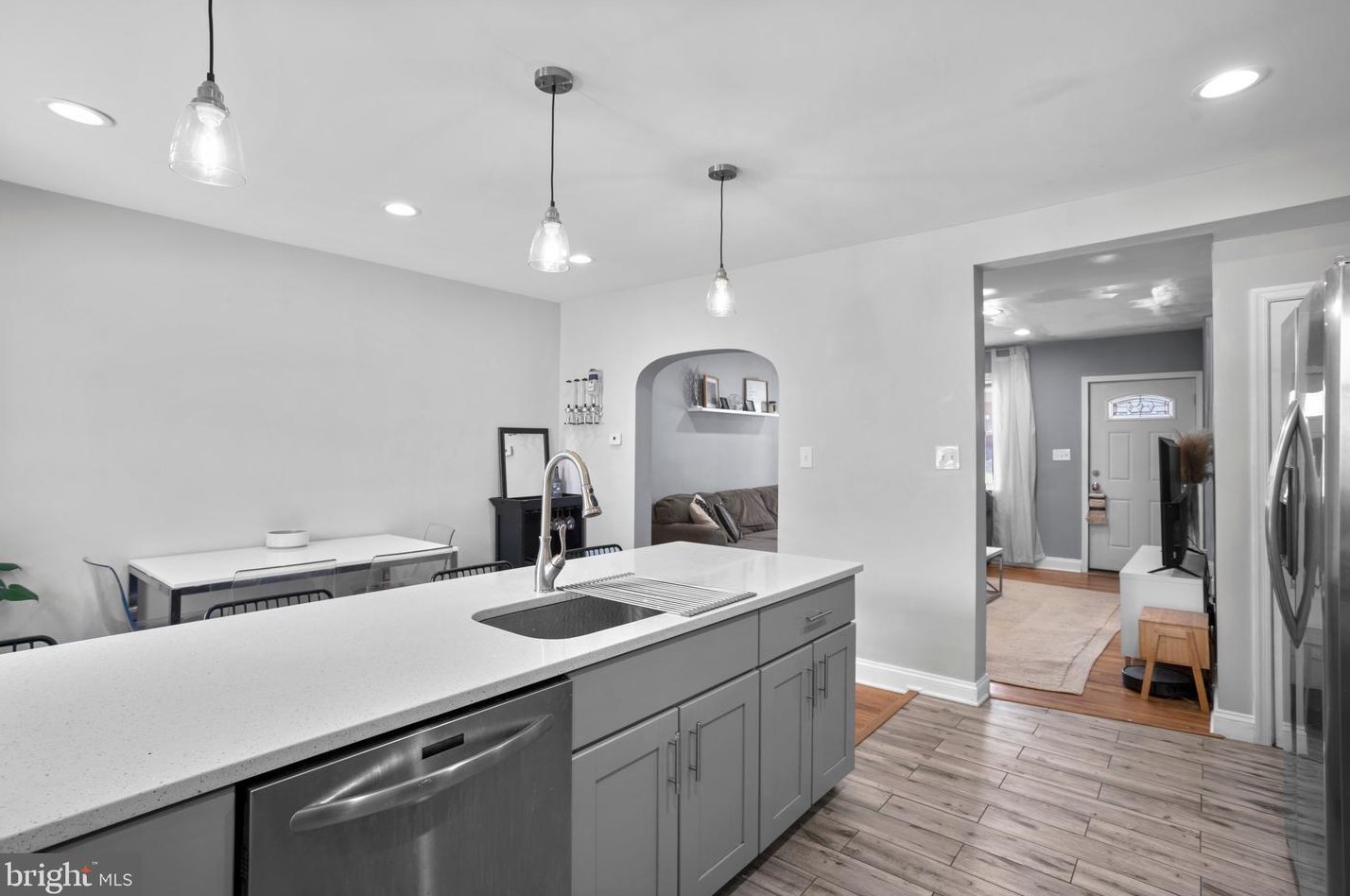 2907 Grantley Ave, Baltimore MD  21215-6614 exterior