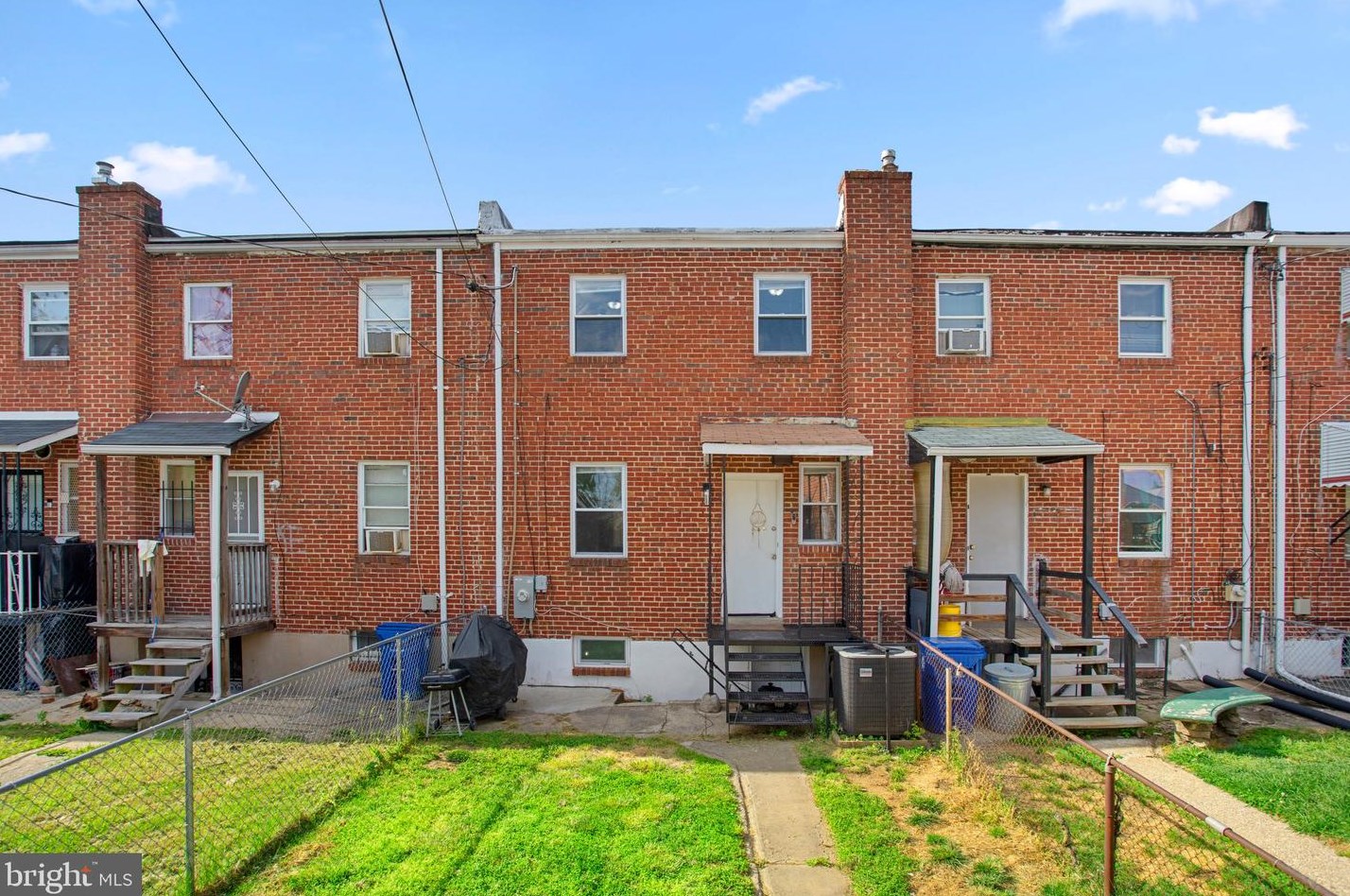 2907 Grantley Ave, Baltimore MD  21215-6614 exterior