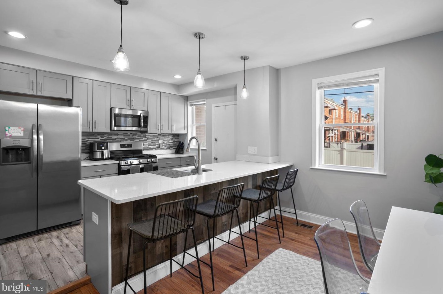 2907 Grantley Ave, Baltimore MD  21215-6614 exterior