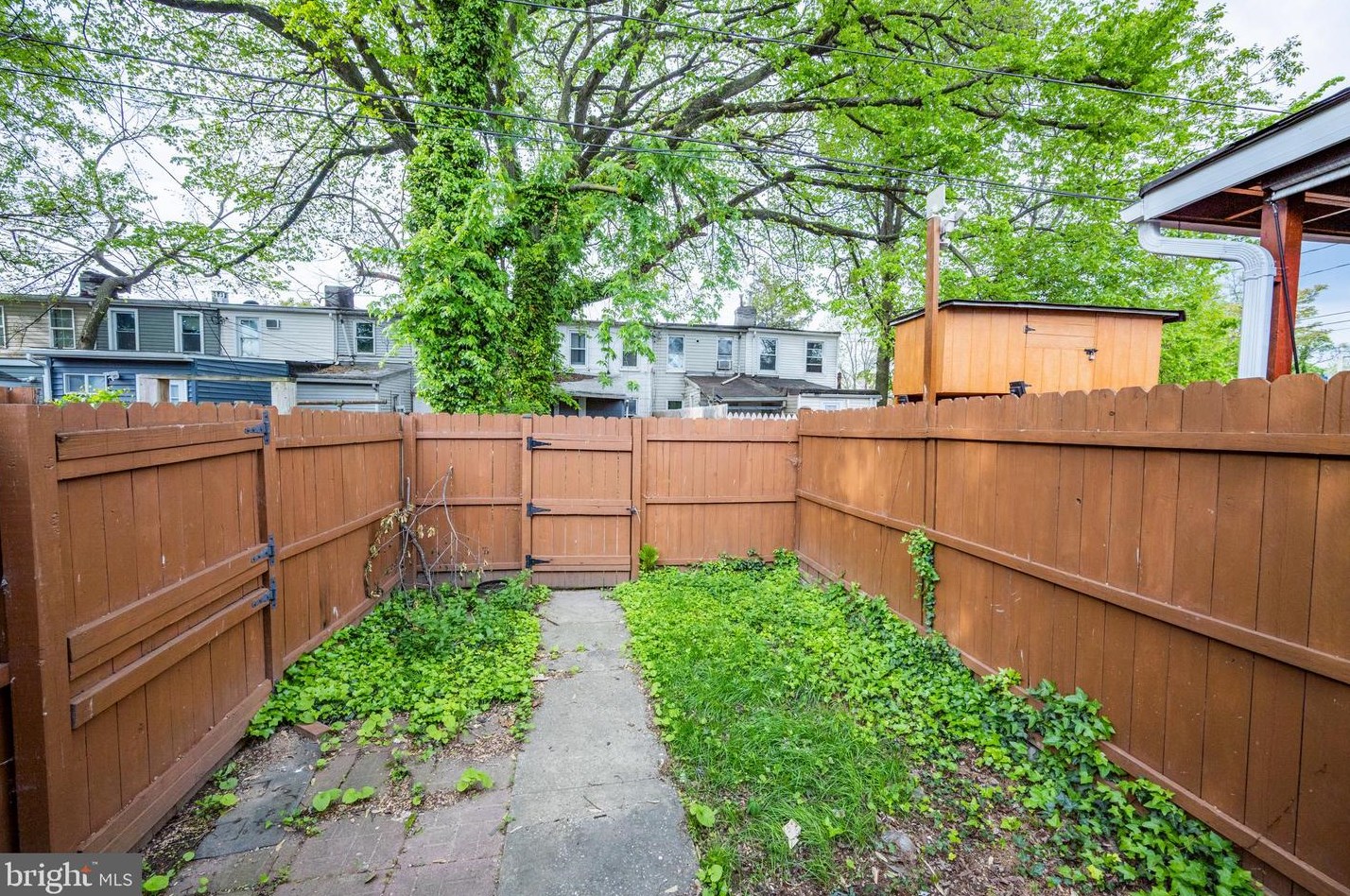 415 Annabel Ave, Baltimore MD  21225-1851 exterior