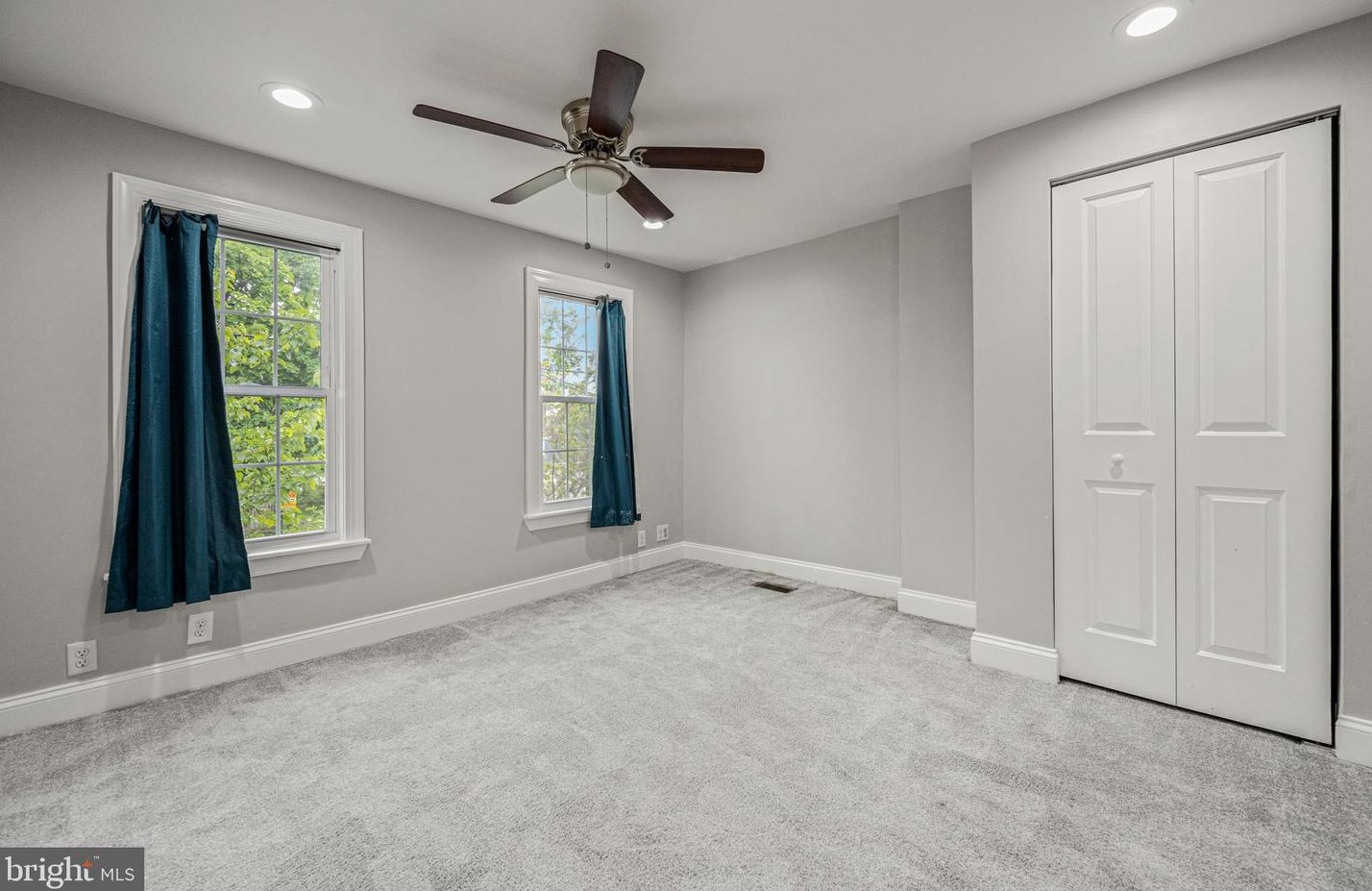 415 Annabel Ave, Baltimore MD  21225-1851 exterior