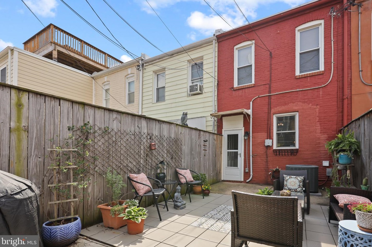 233 Bouldin St, Baltimore MD  21224-2316 exterior