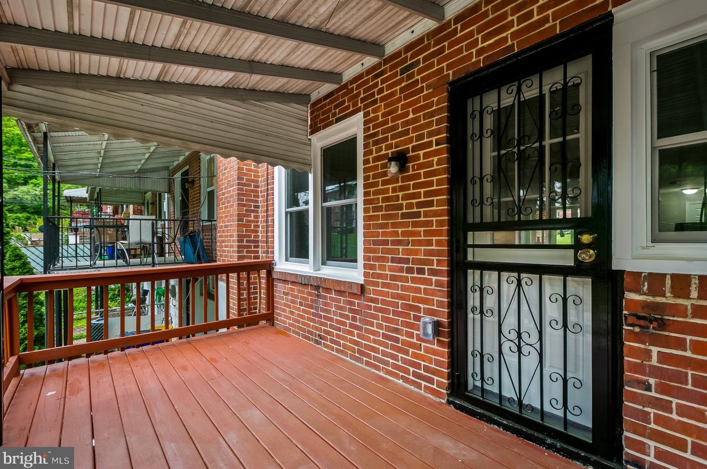 4571 Derby Manor Dr, Baltimore MD  21215-6538 exterior