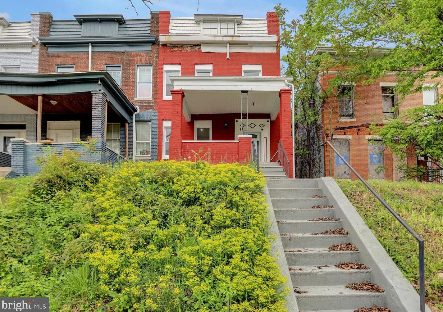 3730 Reisterstown Rd, Baltimore MD  21215-7614 exterior