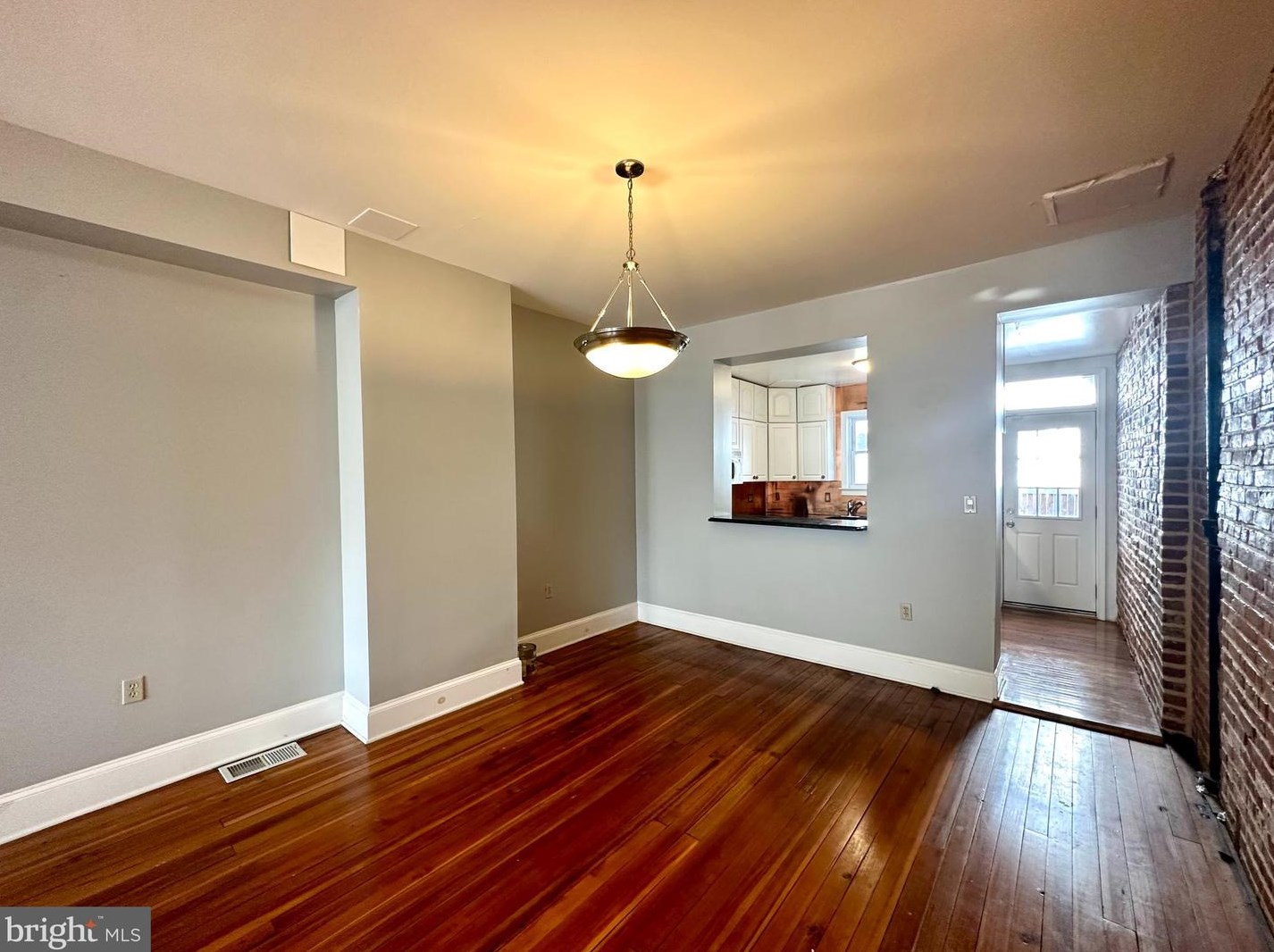 154 Kenwood Ave, Baltimore MD  21224-1243 exterior