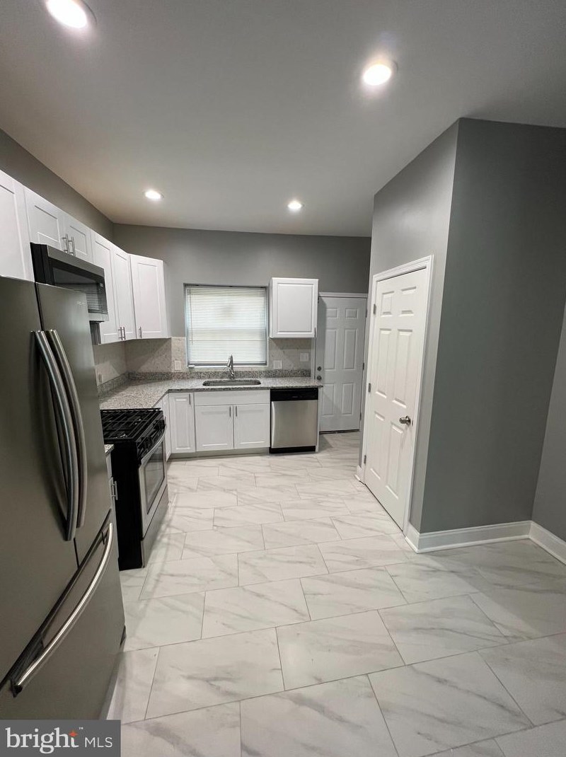 1808 Druid Hill Ave, Baltimore MD  21217-3401 exterior