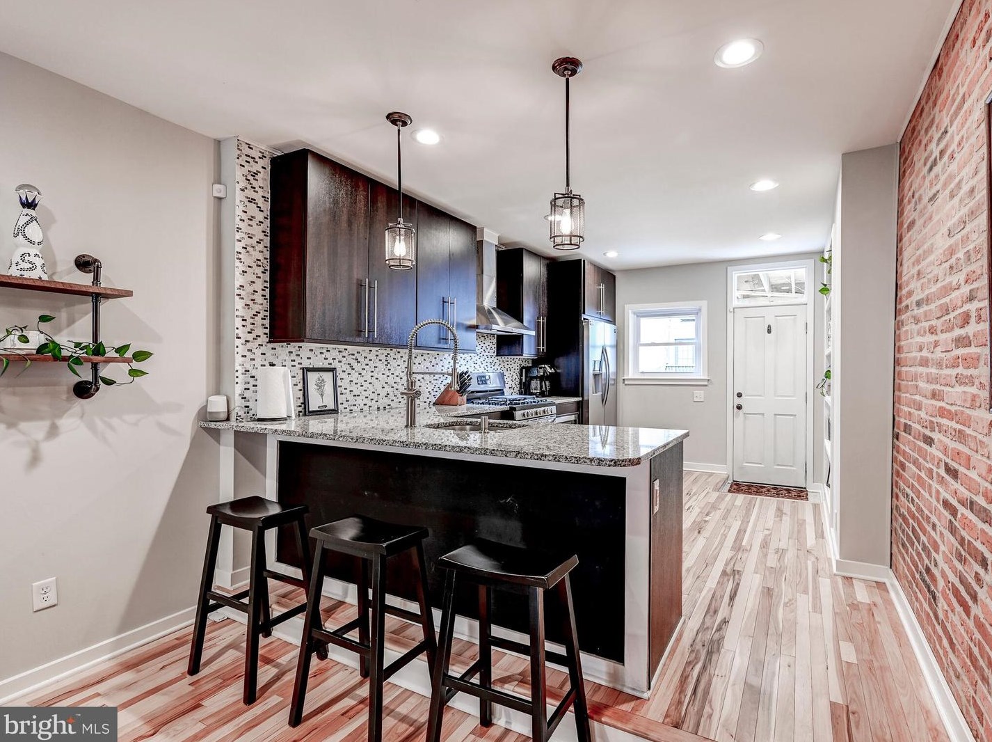 7 Streeper St, Baltimore MD  21224-1250 exterior