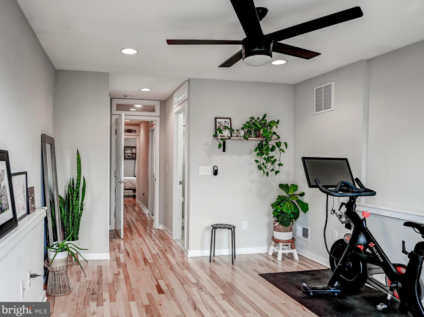 7 Streeper St, Baltimore MD  21224-1250 exterior