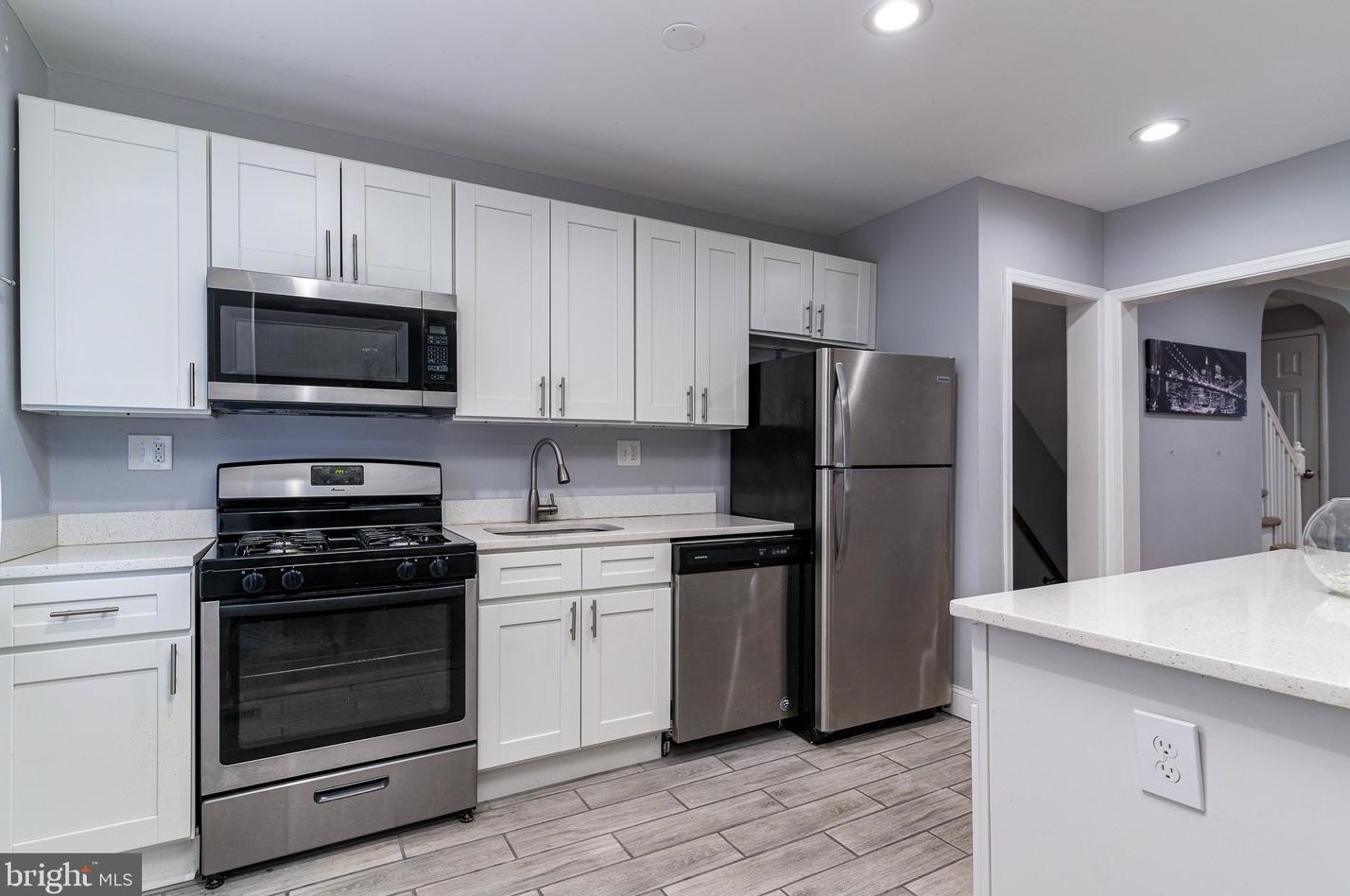 1015 Lyndhurst St, Baltimore MD  21229-1925 exterior