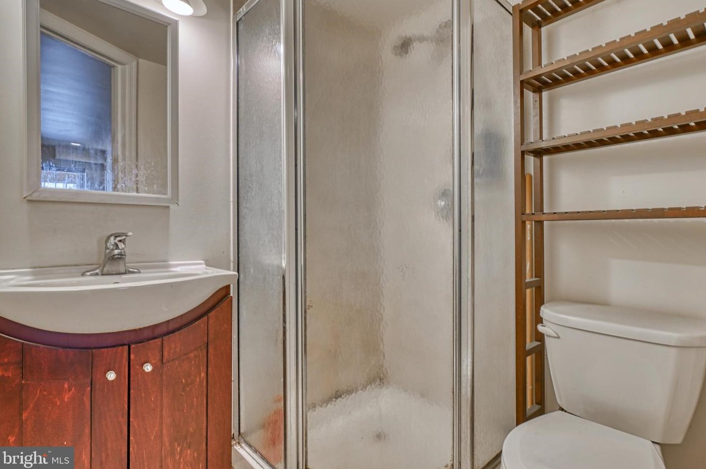 105 Montford Ave, Baltimore MD  21224-1015 exterior