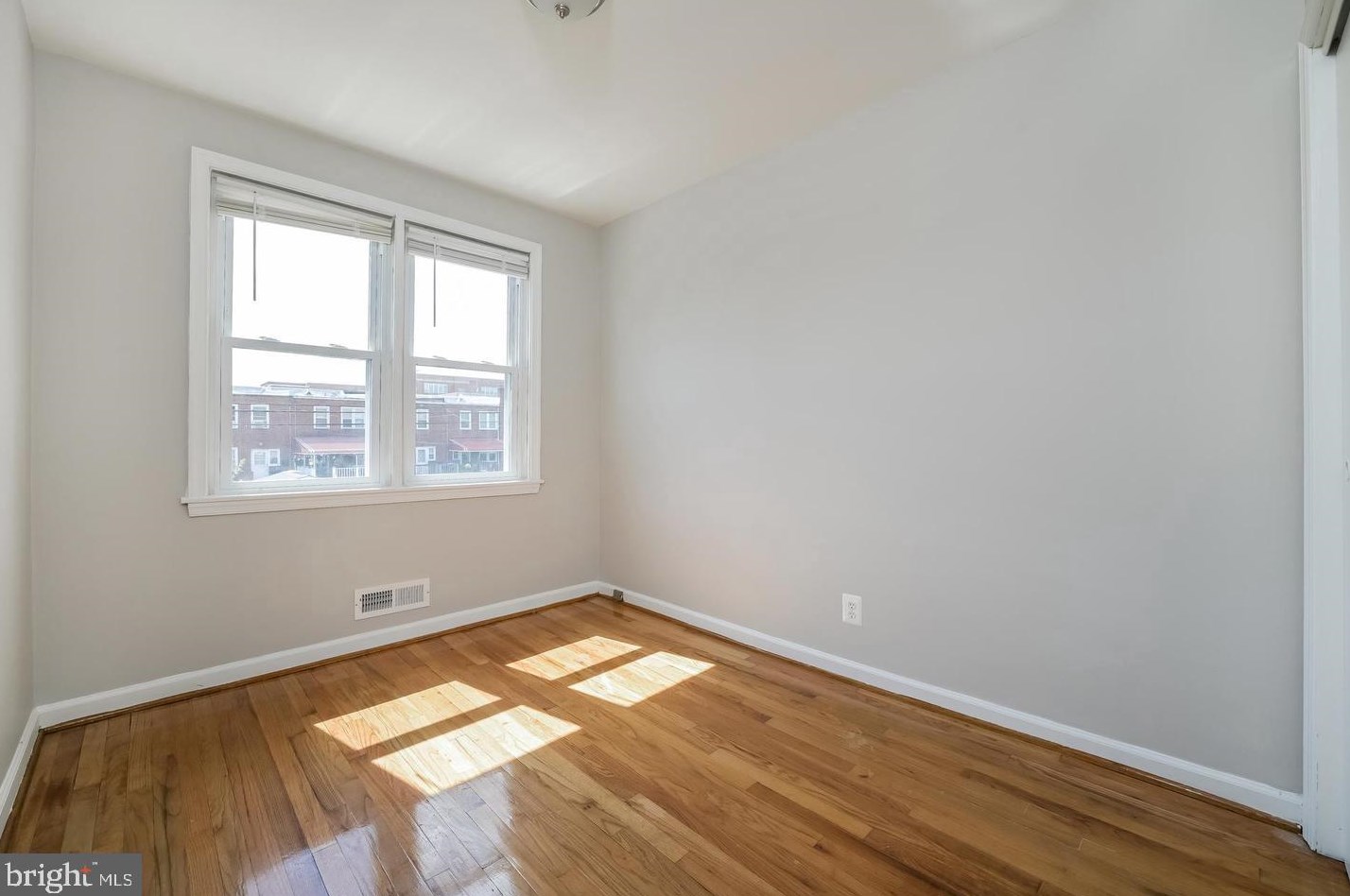 822 Umbra St, Baltimore MD  21224-4611 exterior