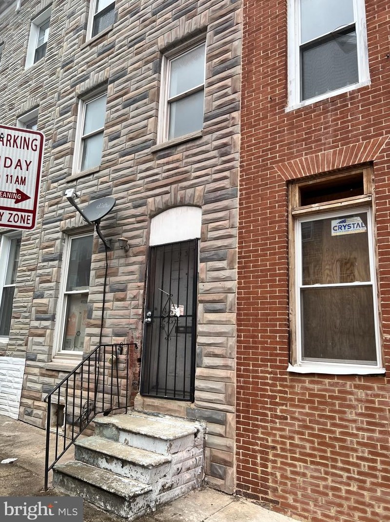 932 Bennett Pl, Baltimore MD  21223-1311 exterior