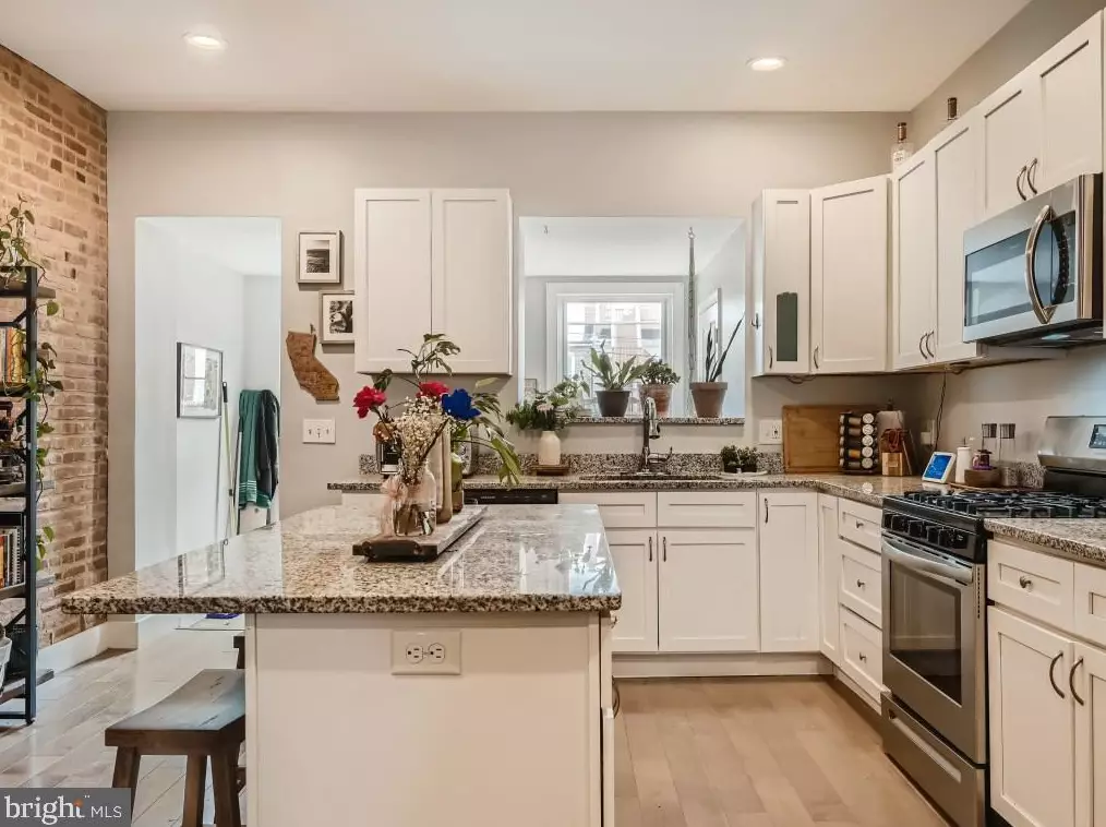 226 Highland Ave, Baltimore MD  21224-2346 exterior