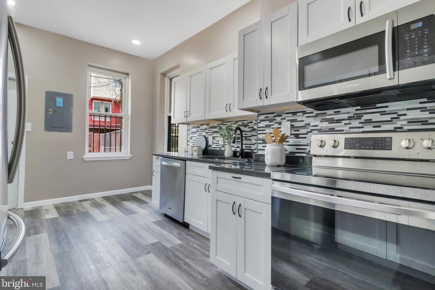 2508 Baltimore St, Baltimore MD  21224-1127 exterior