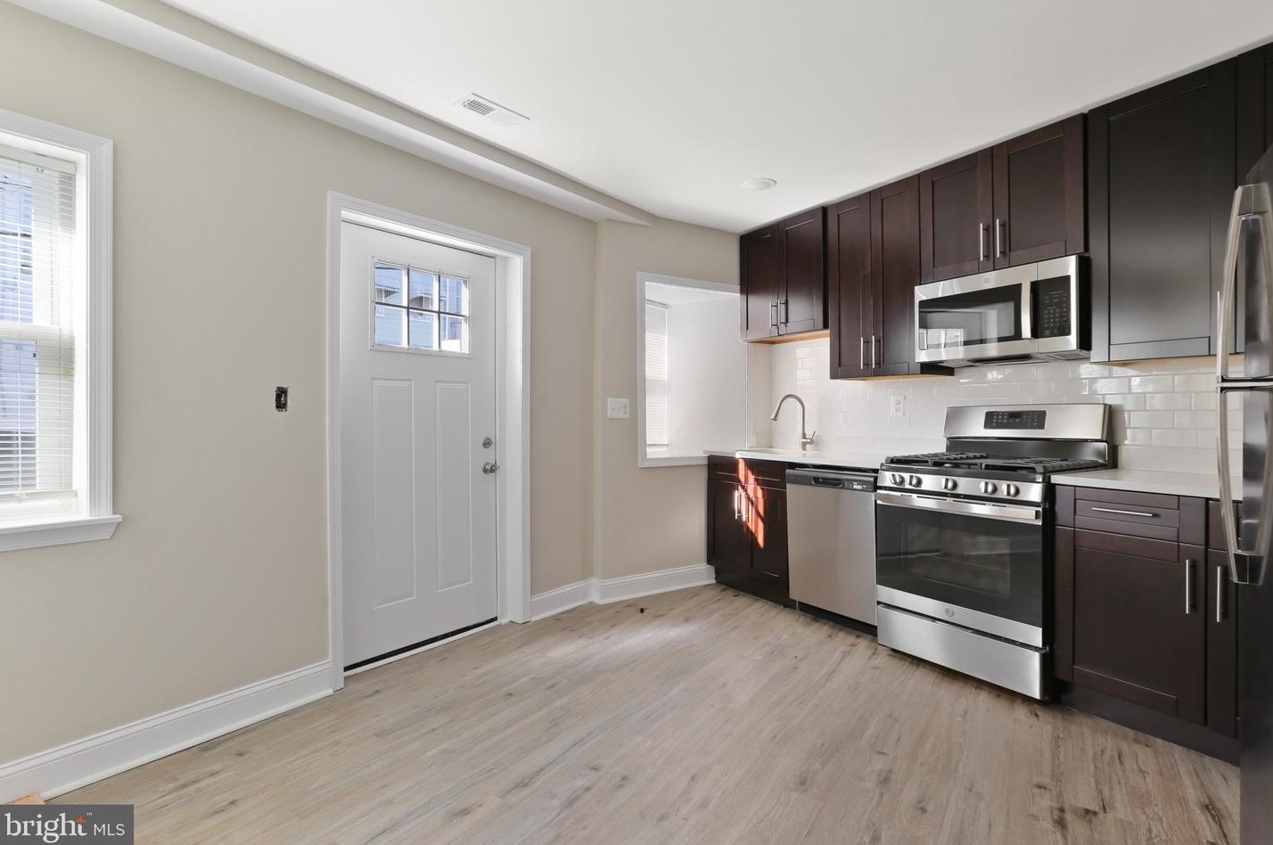 321 Loneys Ln, Baltimore MD  21224-1341 exterior