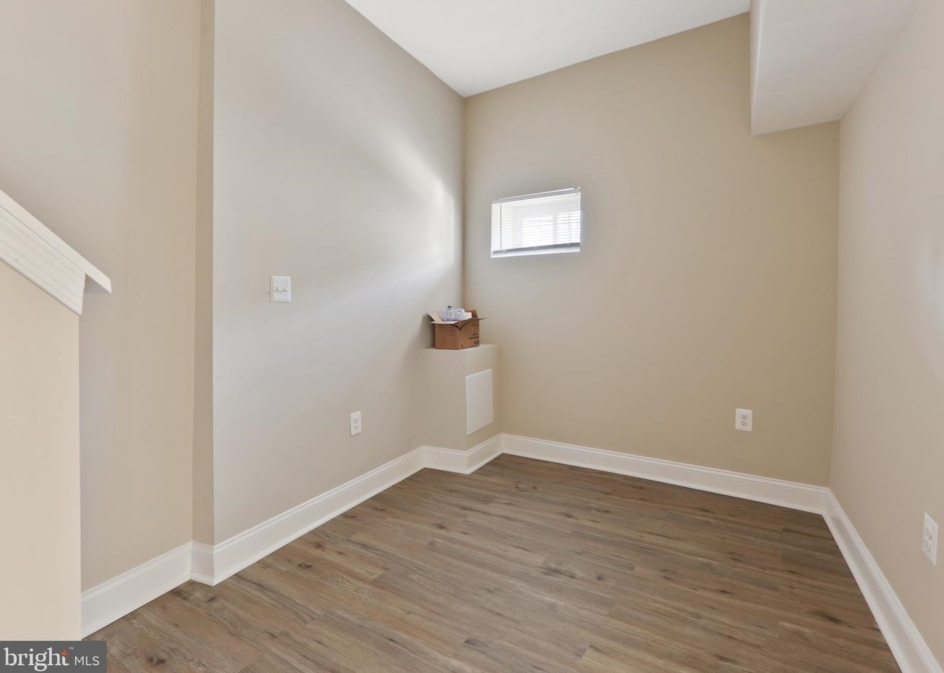 321 Loneys Ln, Baltimore MD  21224-1341 exterior