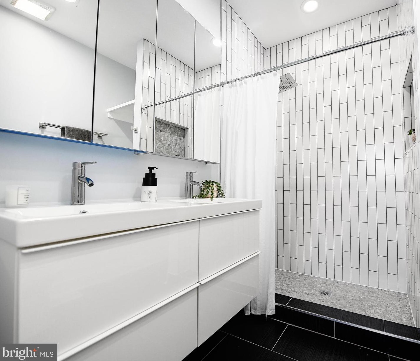 3025 Baltimore St, Baltimore MD  21224-3771 exterior