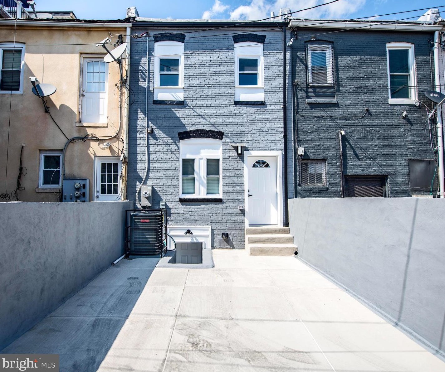 3025 Baltimore St, Baltimore MD  21224-3771 exterior