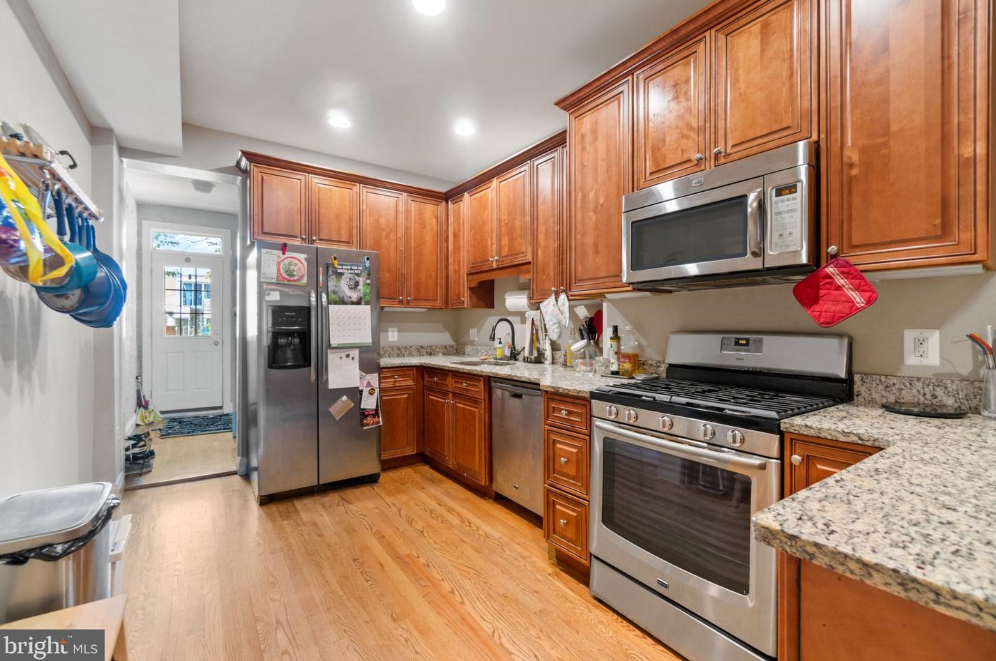 706 36th St, Baltimore MD  21211-2529 exterior