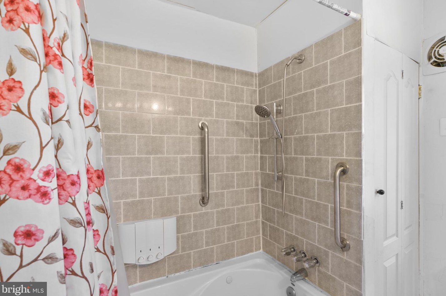 4806 Haddon Ave, Baltimore MD 21207-7635 exterior