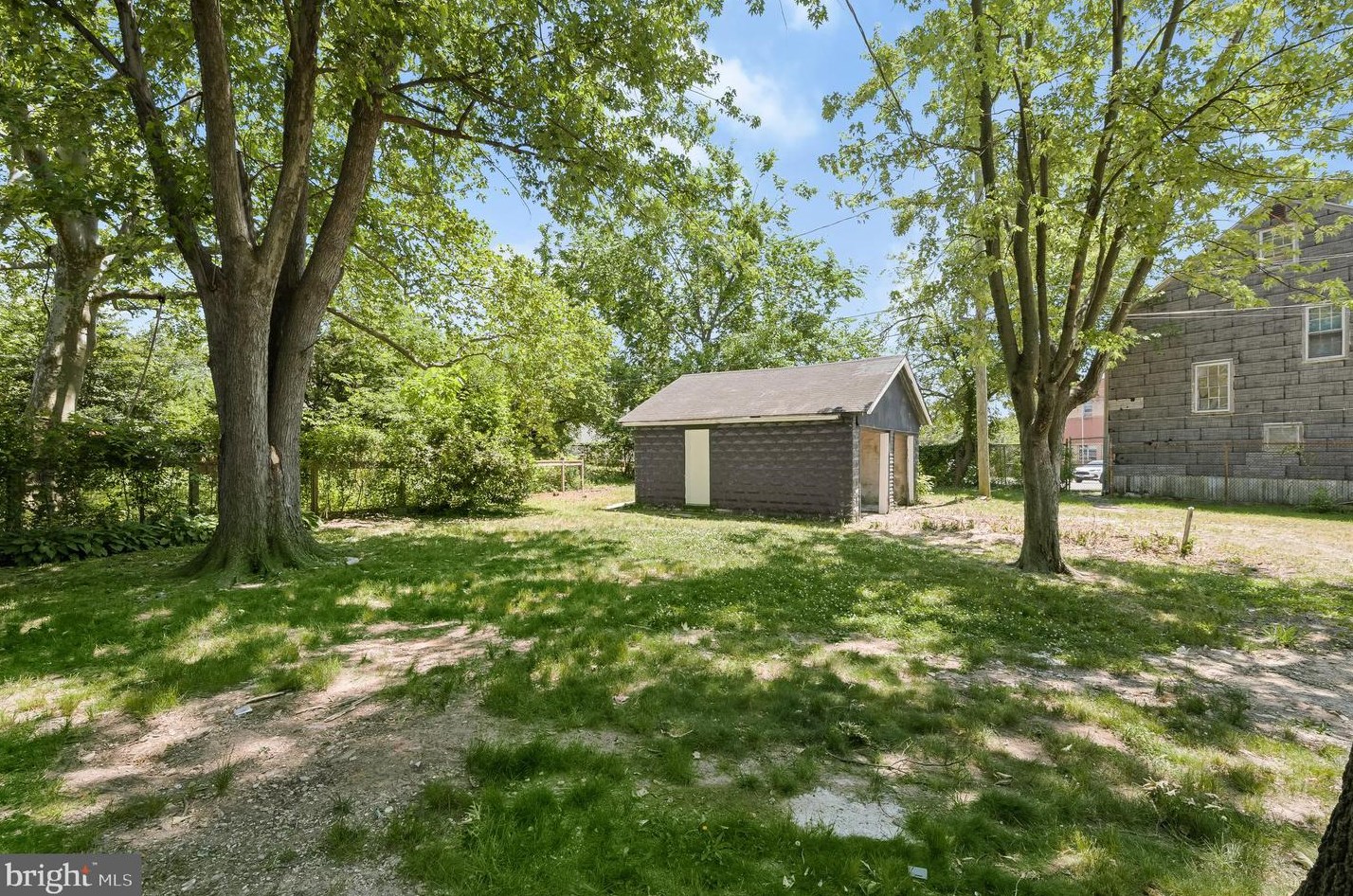 2915 Glenmore Ave, Baltimore MD 21206-2010 exterior